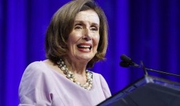 日媒爆料佩洛西新闻视频,揭秘美国国会内部最新动态”