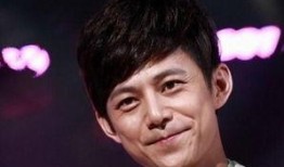 明星爆料何炅喝醉了视频,现场失控，明星爆料引热议